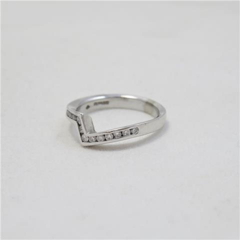 Diamond-Set Shaped Ring