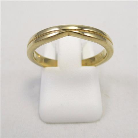 9 Carat Yellow Gold Shaped Wedding Ring