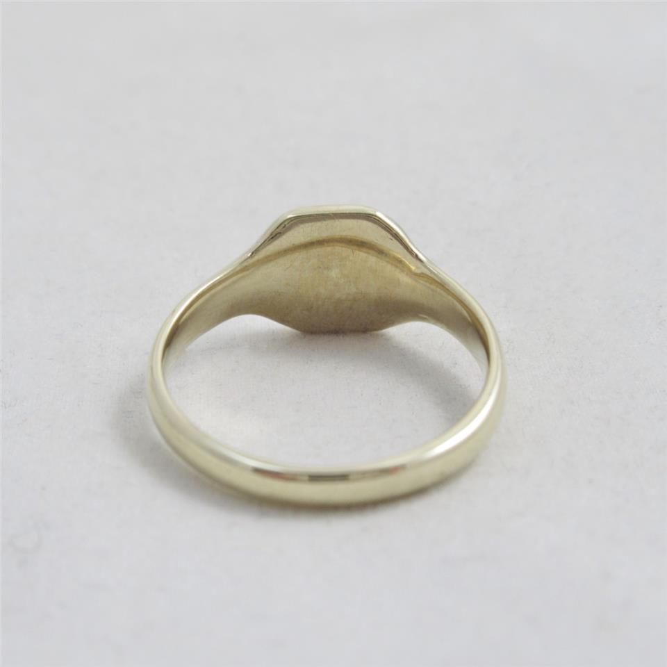 Signet Ring